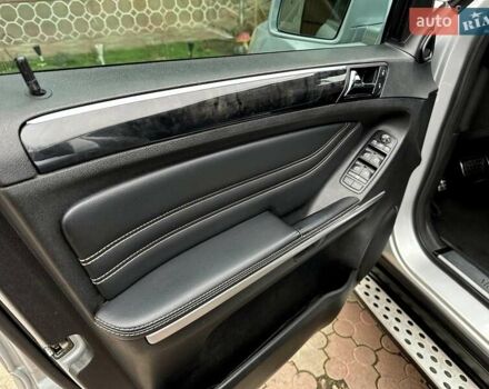 Сірий Мерседес М-Клас, об'ємом двигуна 2.99 л та пробігом 317 тис. км за 15700 $, фото 24 на Automoto.ua
