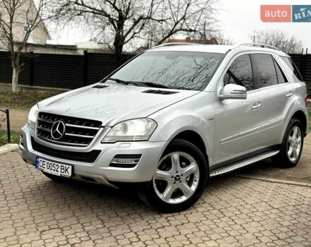 Сірий Мерседес М-Клас, об'ємом двигуна 2.99 л та пробігом 317 тис. км за 15700 $, фото 74 на Automoto.ua