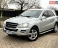 Сірий Мерседес М-Клас, об'ємом двигуна 2.99 л та пробігом 317 тис. км за 15700 $, фото 74 на Automoto.ua