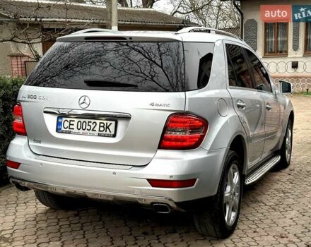 Сірий Мерседес М-Клас, об'ємом двигуна 2.99 л та пробігом 317 тис. км за 15700 $, фото 58 на Automoto.ua