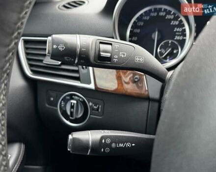 Сірий Мерседес М-Клас, об'ємом двигуна 2.14 л та пробігом 214 тис. км за 21900 $, фото 26 на Automoto.ua