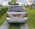 Сірий Мерседес М-Клас, об'ємом двигуна 3 л та пробігом 170 тис. км за 18000 $, фото 5 на Automoto.ua
