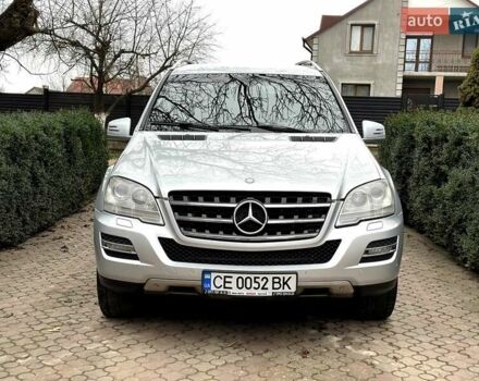 Сірий Мерседес М-Клас, об'ємом двигуна 2.99 л та пробігом 317 тис. км за 15700 $, фото 56 на Automoto.ua