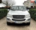 Сірий Мерседес М-Клас, об'ємом двигуна 2.99 л та пробігом 317 тис. км за 15700 $, фото 56 на Automoto.ua