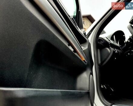 Сірий Мерседес М-Клас, об'ємом двигуна 2.99 л та пробігом 317 тис. км за 15700 $, фото 51 на Automoto.ua