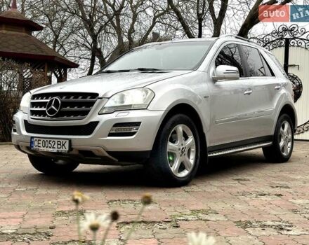 Сірий Мерседес М-Клас, об'ємом двигуна 2.99 л та пробігом 317 тис. км за 15700 $, фото 3 на Automoto.ua