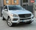 Сірий Мерседес М-Клас, об'ємом двигуна 2.99 л та пробігом 236 тис. км за 15500 $, фото 1 на Automoto.ua