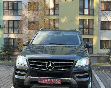 Серый Мерседес М-Класс, объемом двигателя 2.99 л и пробегом 245 тыс. км за 18999 $, фото 6 на Automoto.ua