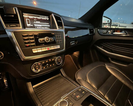 Серый Мерседес М-Класс, объемом двигателя 2.2 л и пробегом 277 тыс. км за 20000 $, фото 32 на Automoto.ua