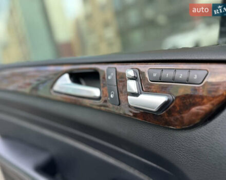 Серый Мерседес М-Класс, объемом двигателя 2.99 л и пробегом 245 тыс. км за 18999 $, фото 27 на Automoto.ua