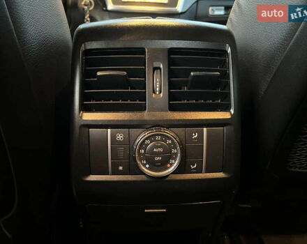 Серый Мерседес М-Класс, объемом двигателя 2.2 л и пробегом 277 тыс. км за 20000 $, фото 20 на Automoto.ua