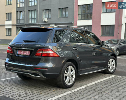 Серый Мерседес М-Класс, объемом двигателя 2.99 л и пробегом 245 тыс. км за 18999 $, фото 15 на Automoto.ua