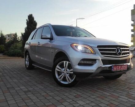 Сірий Мерседес М-Клас, об'ємом двигуна 3 л та пробігом 210 тис. км за 19000 $, фото 8 на Automoto.ua