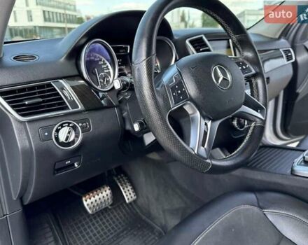 Серый Мерседес М-Класс, объемом двигателя 0 л и пробегом 232 тыс. км за 19700 $, фото 4 на Automoto.ua