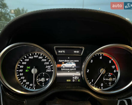 Серый Мерседес М-Класс, объемом двигателя 2.2 л и пробегом 277 тыс. км за 20000 $, фото 26 на Automoto.ua