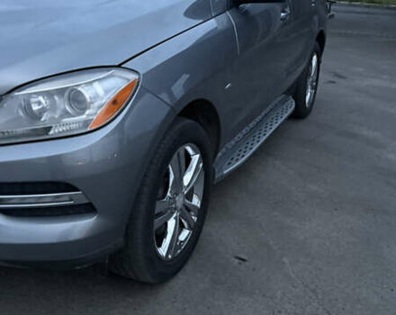 Серый Мерседес М-Класс, объемом двигателя 2.99 л и пробегом 341 тыс. км за 18300 $, фото 12 на Automoto.ua