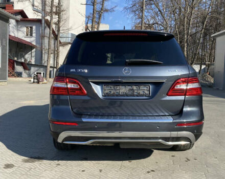 Сірий Мерседес М-Клас, об'ємом двигуна 2.99 л та пробігом 375 тис. км за 20000 $, фото 6 на Automoto.ua