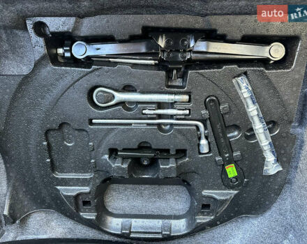 Серый Мерседес М-Класс, объемом двигателя 2.99 л и пробегом 245 тыс. км за 18999 $, фото 47 на Automoto.ua