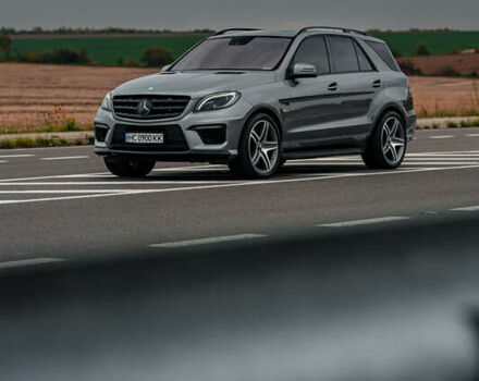 Сірий Мерседес М-Клас, об'ємом двигуна 5.46 л та пробігом 203 тис. км за 55000 $, фото 11 на Automoto.ua