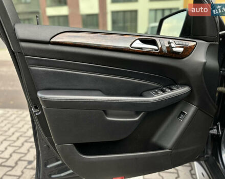 Серый Мерседес М-Класс, объемом двигателя 2.99 л и пробегом 245 тыс. км за 18999 $, фото 26 на Automoto.ua