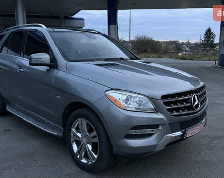 Серый Мерседес М-Класс, объемом двигателя 2.99 л и пробегом 341 тыс. км за 18300 $, фото 8 на Automoto.ua