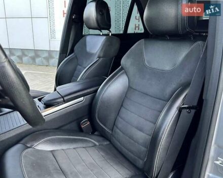 Серый Мерседес М-Класс, объемом двигателя 0 л и пробегом 232 тыс. км за 19700 $, фото 6 на Automoto.ua