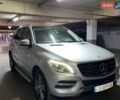 Серый Мерседес М-Класс, объемом двигателя 3 л и пробегом 220 тыс. км за 22500 $, фото 1 на Automoto.ua