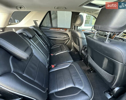 Серый Мерседес М-Класс, объемом двигателя 2.99 л и пробегом 245 тыс. км за 18999 $, фото 42 на Automoto.ua