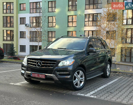 Серый Мерседес М-Класс, объемом двигателя 2.99 л и пробегом 245 тыс. км за 18999 $, фото 3 на Automoto.ua