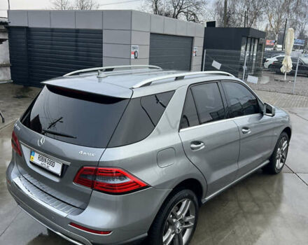 Серый Мерседес М-Класс, объемом двигателя 2.99 л и пробегом 335 тыс. км за 18900 $, фото 41 на Automoto.ua