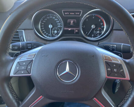 Сірий Мерседес М-Клас, об'ємом двигуна 2.99 л та пробігом 375 тис. км за 20000 $, фото 13 на Automoto.ua