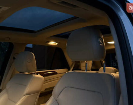 Серый Мерседес М-Класс, объемом двигателя 2.99 л и пробегом 341 тыс. км за 18300 $, фото 25 на Automoto.ua