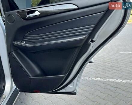 Серый Мерседес М-Класс, объемом двигателя 0 л и пробегом 232 тыс. км за 19700 $, фото 10 на Automoto.ua