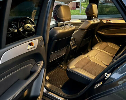 Мерседес М-Класс 2013 в Харькове на Automoto.ua Серый Мерседес М-Класс, объемом двигателя 2.14 л и пробегом 287 тыс. км за 18700 $, фото 11 на Automoto.ua