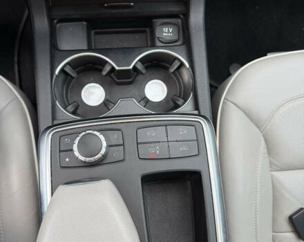 Сірий Мерседес М-Клас, об'ємом двигуна 3.5 л та пробігом 266 тис. км за 24500 $, фото 21 на Automoto.ua