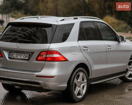 Серый Мерседес М-Класс, объемом двигателя 2.14 л и пробегом 170 тыс. км за 23999 $, фото 1 на Automoto.ua