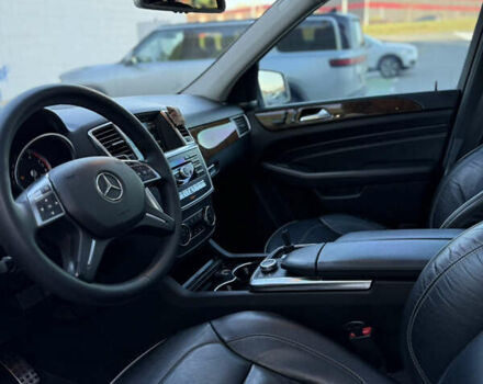 Серый Мерседес М-Класс, объемом двигателя 3.5 л и пробегом 236 тыс. км за 16300 $, фото 16 на Automoto.ua