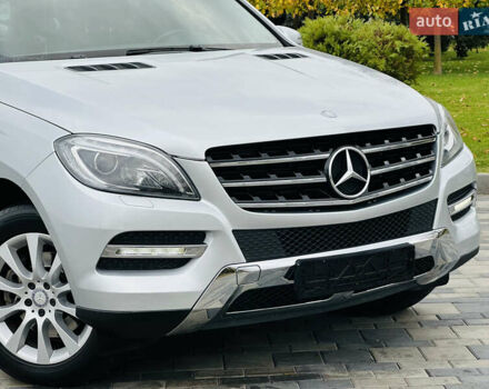 Серый Мерседес М-Класс, объемом двигателя 2.2 л и пробегом 102 тыс. км за 26500 $, фото 8 на Automoto.ua