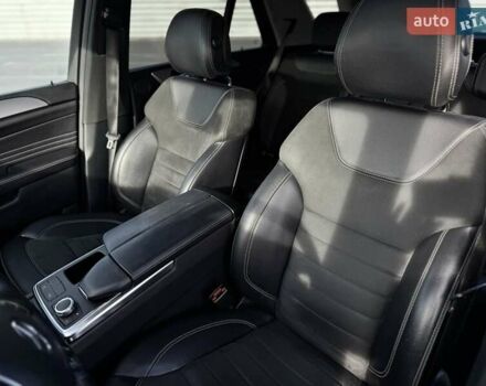 Мерседес М-Класс 2013 в Львове на Automoto.ua Серый Мерседес М-Класс, объемом двигателя 2.99 л и пробегом 188 тыс. км за 23000 $, фото 25 на Automoto.ua