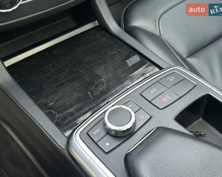 Серый Мерседес М-Класс, объемом двигателя 2.99 л и пробегом 199 тыс. км за 22900 $, фото 37 на Automoto.ua