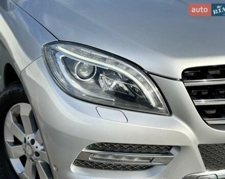 Мерседес М-Класс 2013 в Львове на Automoto.ua Серый Мерседес М-Класс, объемом двигателя 2.99 л и пробегом 188 тыс. км за 23000 $, фото 39 на Automoto.ua