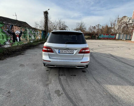 Серый Мерседес М-Класс, объемом двигателя 2.99 л и пробегом 186 тыс. км за 25000 $, фото 11 на Automoto.ua