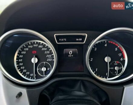 Мерседес М-Класс 2013 в Львове на Automoto.ua Серый Мерседес М-Класс, объемом двигателя 2.99 л и пробегом 188 тыс. км за 23000 $, фото 12 на Automoto.ua