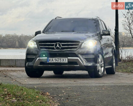 Серый Мерседес М-Класс, объемом двигателя 2.99 л и пробегом 199 тыс. км за 22900 $, фото 6 на Automoto.ua