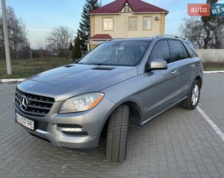 Сірий Мерседес М-Клас, об'ємом двигуна 2.99 л та пробігом 350 тис. км за 21500 $, фото 15 на Automoto.ua