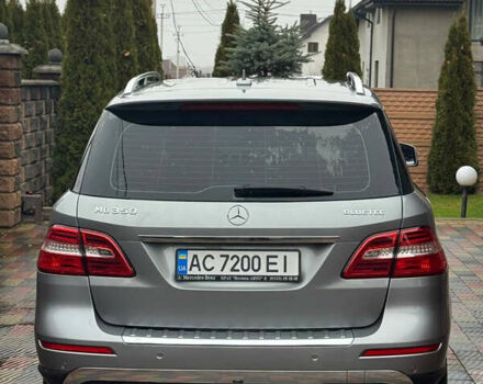 Серый Мерседес М-Класс, объемом двигателя 2.99 л и пробегом 364 тыс. км за 19999 $, фото 4 на Automoto.ua