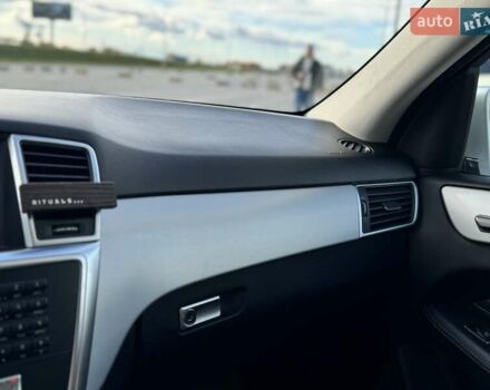 Мерседес М-Класс 2013 в Львове на Automoto.ua Серый Мерседес М-Класс, объемом двигателя 2.99 л и пробегом 188 тыс. км за 23000 $, фото 18 на Automoto.ua