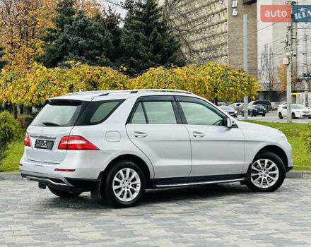 Серый Мерседес М-Класс, объемом двигателя 2.2 л и пробегом 102 тыс. км за 26500 $, фото 24 на Automoto.ua