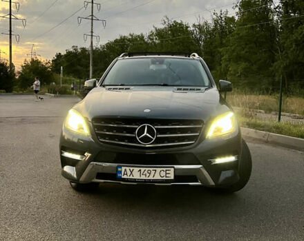 Мерседес М-Класс 2013 в Харькове на Automoto.ua Серый Мерседес М-Класс, объемом двигателя 2.14 л и пробегом 287 тыс. км за 18700 $, фото 1 на Automoto.ua