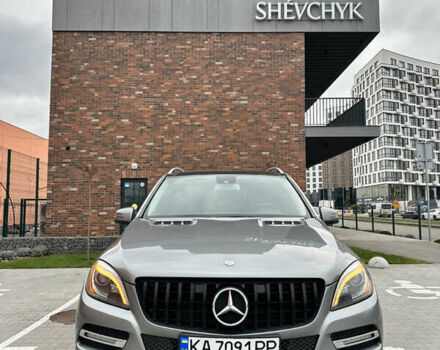 Серый Мерседес М-Класс, объемом двигателя 3.5 л и пробегом 236 тыс. км за 18500 $, фото 1 на Automoto.ua